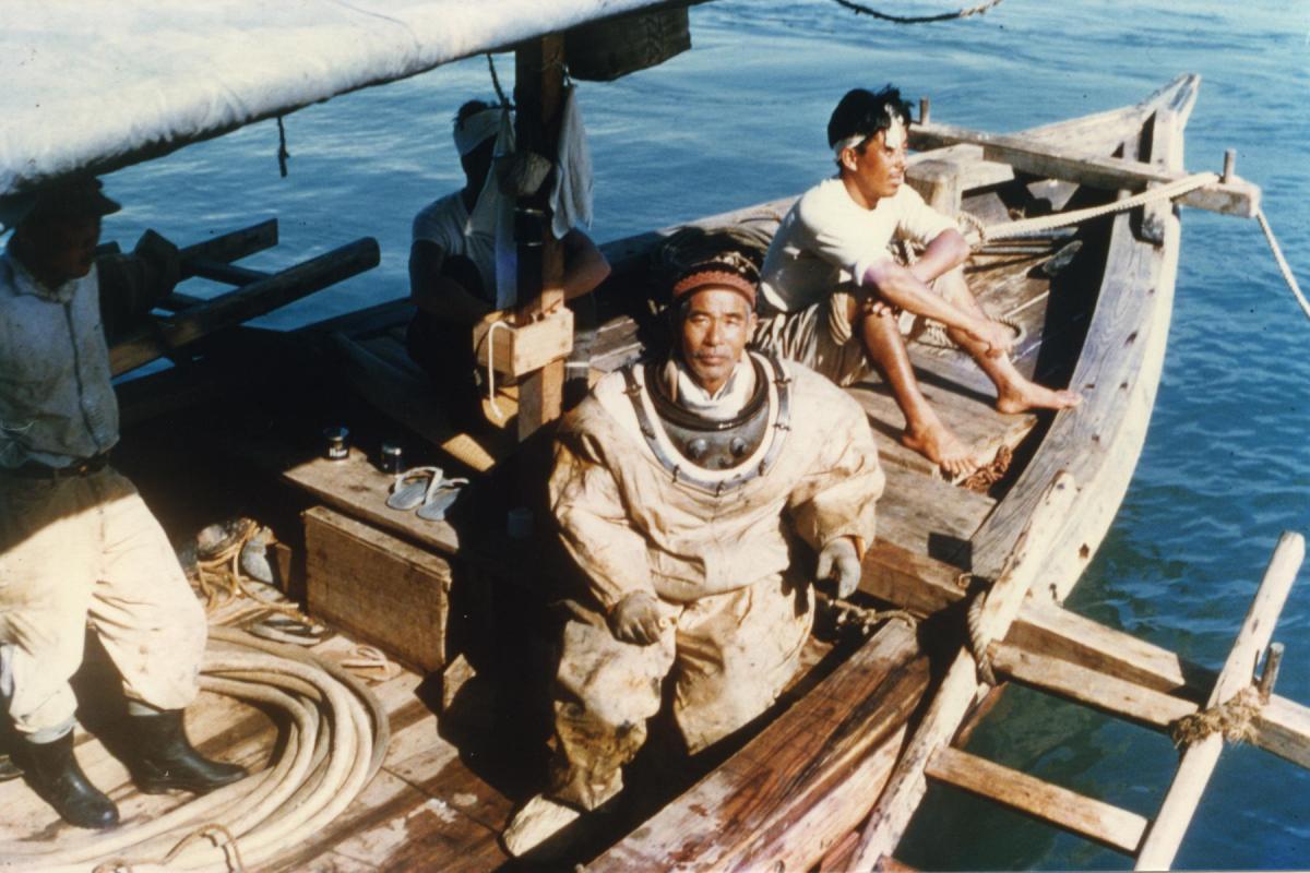 A diver of the Fujita Salvage Company.