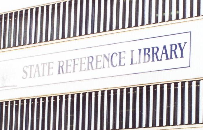 Facade of State Reference Library building on Cavenagh Street