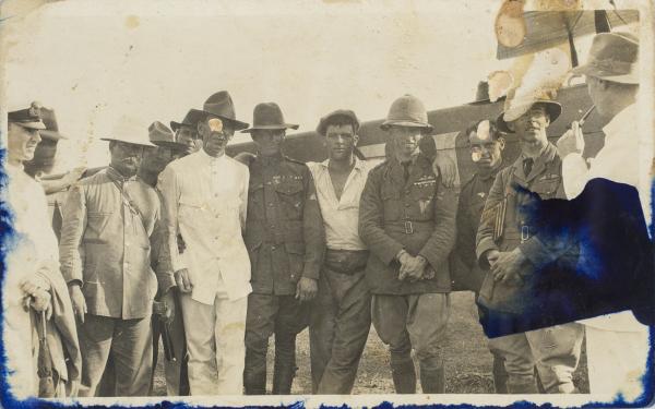 Ross and Keith Smith's medical and customs check upon arrival in Darwin in 1919.